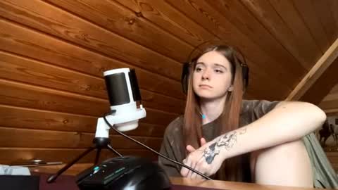 Snapshot of shavonflosi chatting on 06-29-26, 10:15 Maria online show from 06-29-26, 10:15