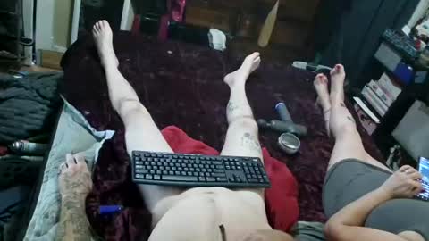 ShawnandJenn online show from 08-04-26, 11:02