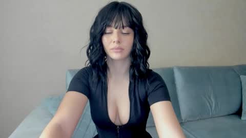 Snapshot of shawty_sue chatting on 12-22-25, 07:55 Sue online show from 12-22-25, 07:55