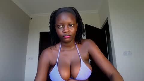 Snapshot of shayne_akinyi chatting on 10-05-25, 04:44 Shayne online show from 10-05-25, 04:44