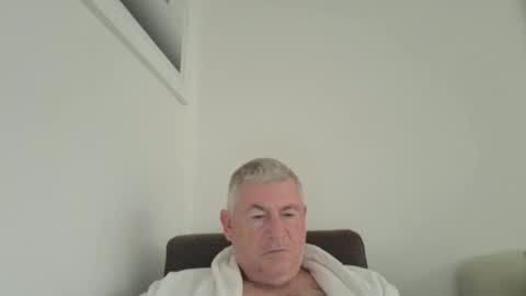 she52 online show from 10-29-25, 07:43