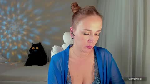 she_wolf1 online show from 04-29-26, 02:21