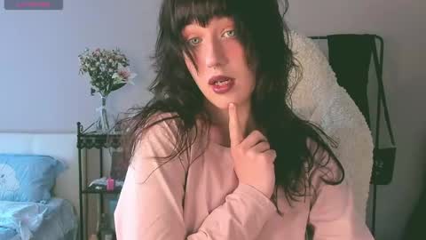 Chiara online show from 05-27-26, 10:56