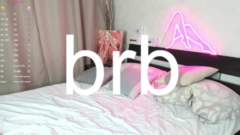 Snapshot of shei1a_shy chatting on 03-07-25, 11:18 Amely online show from 03-07-25, 11:18