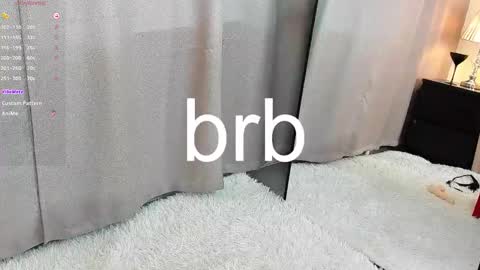 Snapshot of shei1a_shy chatting on 03-08-25, 02:34 Amely online show from 03-08-25, 02:34