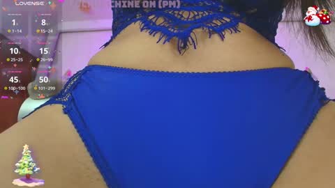 Snapshot of shelby_carson chatting on 12-19-24, 11:35 Shelby cute online show from 12-19-24, 11:35