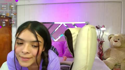 Snapshot of shelby_carson chatting on 01-10-25, 11:50 Shelby cute online show from 01-10-25, 11:50