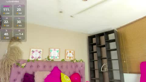 Snapshot of shelby_carson chatting on 02-23-26, 12:46 Shelby cute online show from 02-23-26, 12:46