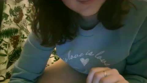 Snapshot of shelby_dust chatting on 11-09-25, 07:23 shelby_dust online show from 11-09-25, 07:23