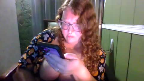 Red online show from 10-27-25, 01:09