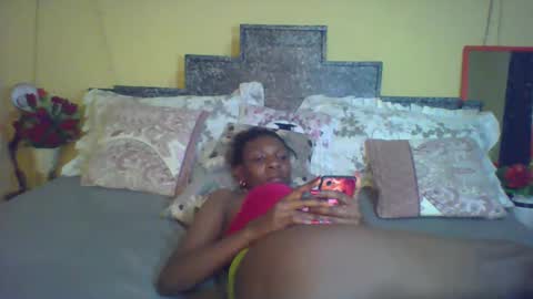 Snapshot of shelia420715 chatting on 02-06-25, 06:13 shelia420715 online show from 02-06-25, 06:13