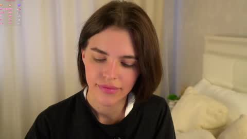 Alex online show from 04-25-26, 01:08