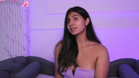 Snapshot of shelleymorell chatting on 02-04-25, 12:33 Transmission schedule Monday - Friday 715 am to 200 pm time Colombia online show from 02-04-25, 12:33