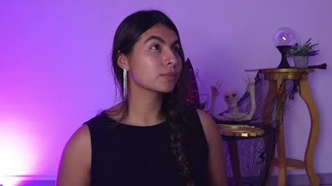 Snapshot of shelleymorell chatting on 10-24-25, 02:35 Transmission schedule Monday - Friday 715 am to 200 pm time Colombia online show from 10-24-25, 02:35