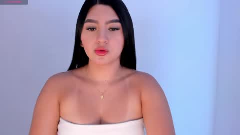 Snapshot of shellyrayhs1 chatting on 06-03-26, 03:20 Shelly rayhs online show from 06-03-26, 03:20