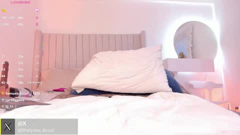 shelynna_azzul online show from 10-31-25, 08:48