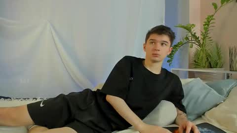 Snapshot of sherlockmax chatting on 02-15-26, 07:32 Max online show from 02-15-26, 07:32