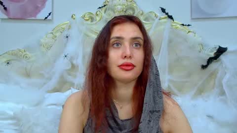 Snapshot of sherrybaers chatting on 10-28-25, 06:39 Sherry online show from 10-28-25, 06:39