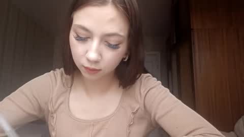 Lisa online show from 12-05-25, 08:01