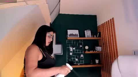 Sheyla online show from 07-05-26, 04:25
