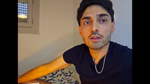 Snapshot of shhervin chatting on 12-14-25, 02:55 shhervin online show from 12-14-25, 02:55