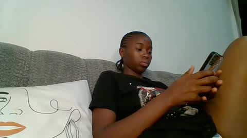 Snapshot of shi_assy chatting on 11-01-25, 10:23 shi assy online show from 11-01-25, 10:23