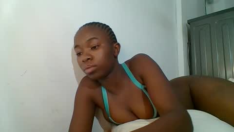 Snapshot of shi_assy chatting on 11-02-25, 10:12 shi assy online show from 11-02-25, 10:12