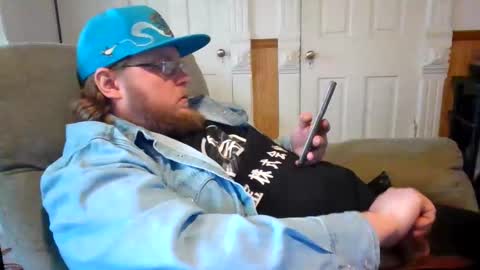 Snapshot of shifty885 chatting on 02-28-26, 08:43 shifty885 online show from 02-28-26, 08:43