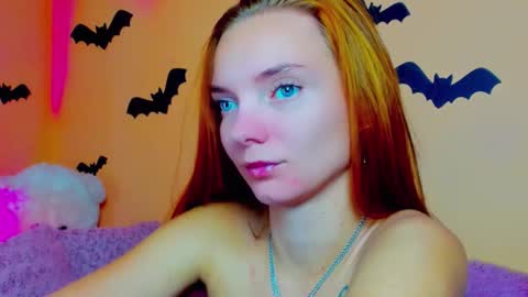 Alexis online show from 10-25-25, 06:13