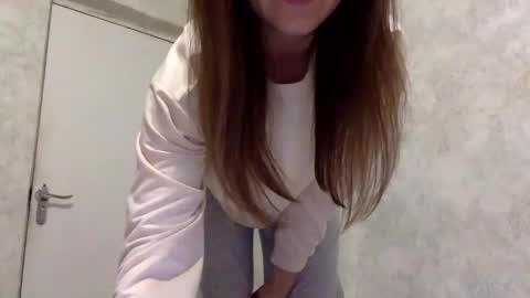 Jesica online show from 10-06-25, 09:34