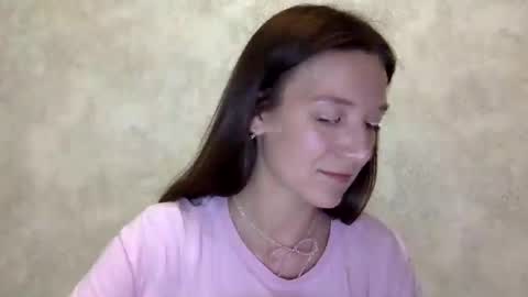 Snapshot of shining_pearl chatting on 07-18-26, 08:12 Jesica online show from 07-18-26, 08:12