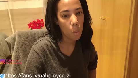 Snapshot of shinyplace chatting on 01-10-26, 05:37 shinyplace online show from 01-10-26, 05:37