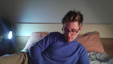 Snapshot of shirizo chatting on 01-14-26, 08:14 Matthew online show from 01-14-26, 08:14