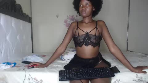 Snapshot of shiro254 chatting on 09-10-25, 10:48 Shi-ro online show from 09-10-25, 10:48