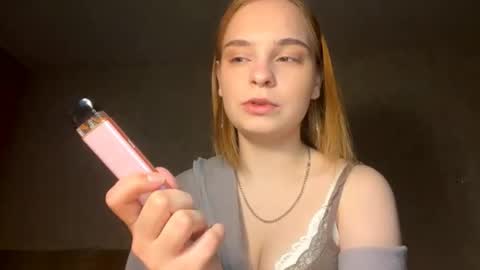 Snapshot of shondareadus chatting on 03-14-26, 05:18 Sade online show from 03-14-26, 05:18