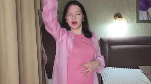 Snapshot of shondrasitto chatting on 11-04-25, 05:23 Lana online show from 11-04-25, 05:23