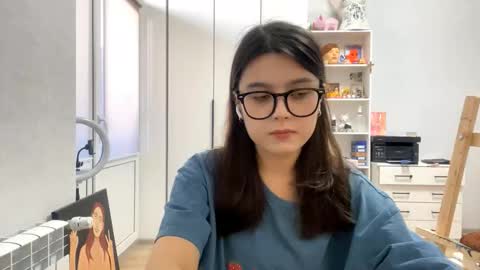 Marie online show from 03-15-26, 12:33