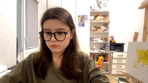 Marie online show from 03-27-26, 12:16