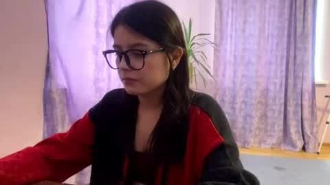 Marie online show from 04-29-26, 01:48