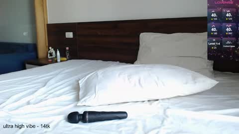 Snapshot of shoopdelang chatting on 02-07-26, 04:49 Jess online show from 02-07-26, 04:49