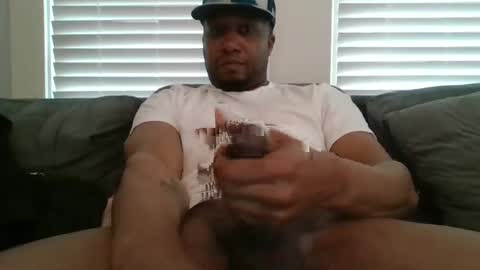 Snapshot of shootbignutts chatting on 02-12-25, 07:35 RomeBBC online show from 02-12-25, 07:35