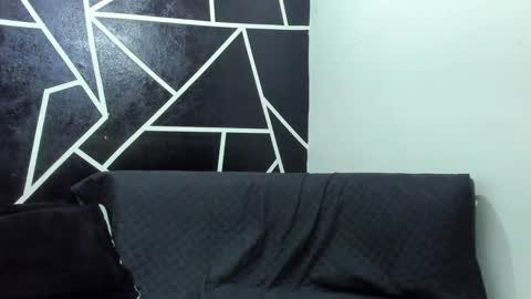 Snapshot of shooter_boy_ chatting on 01-15-25, 02:17 Shooter online show from 01-15-25, 02:17