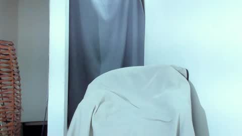 Snapshot of shooter_boy_ chatting on 02-26-26, 03:44 Shooter online show from 02-26-26, 03:44