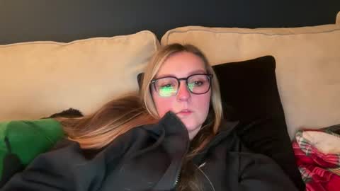 Snapshot of short_sweetpea chatting on 01-22-25, 05:17 short sweetpea online show from 01-22-25, 05:17