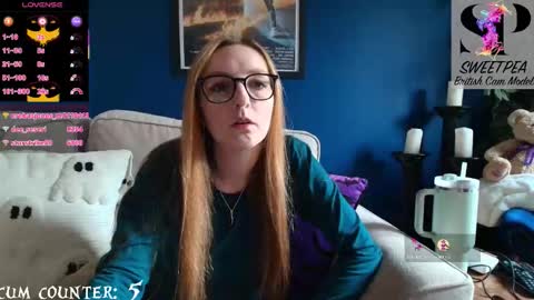 Snapshot of short_sweetpea chatting on 10-16-25, 08:37 short sweetpea online show from 10-16-25, 08:37