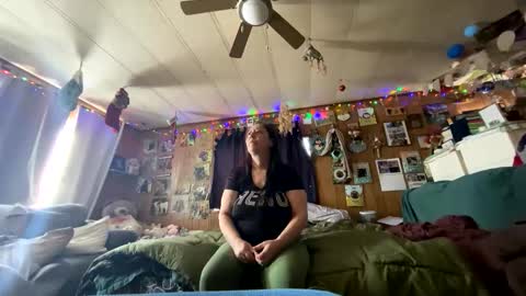 shorty920505 online show from 12-13-25, 08:25