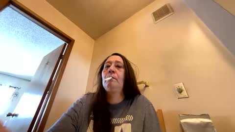 Snapshot of shorty920505 chatting on 02-23-26, 07:33 shorty920505 online show from 02-23-26, 07:33