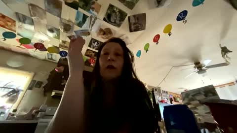shorty920505 online show from 06-01-26, 11:39