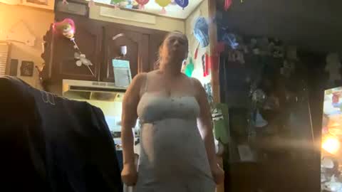 Snapshot of shorty920505 chatting on 07-10-26, 11:51 shorty920505 online show from 07-10-26, 11:51