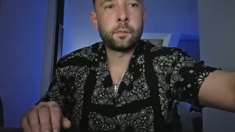 Snapshot of shouu516564 chatting on 04-05-26, 07:33 shouu516564 online show from 04-05-26, 07:33